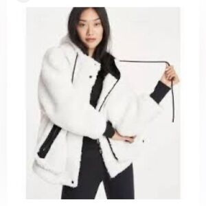 Varley Montalvo jacket Medium